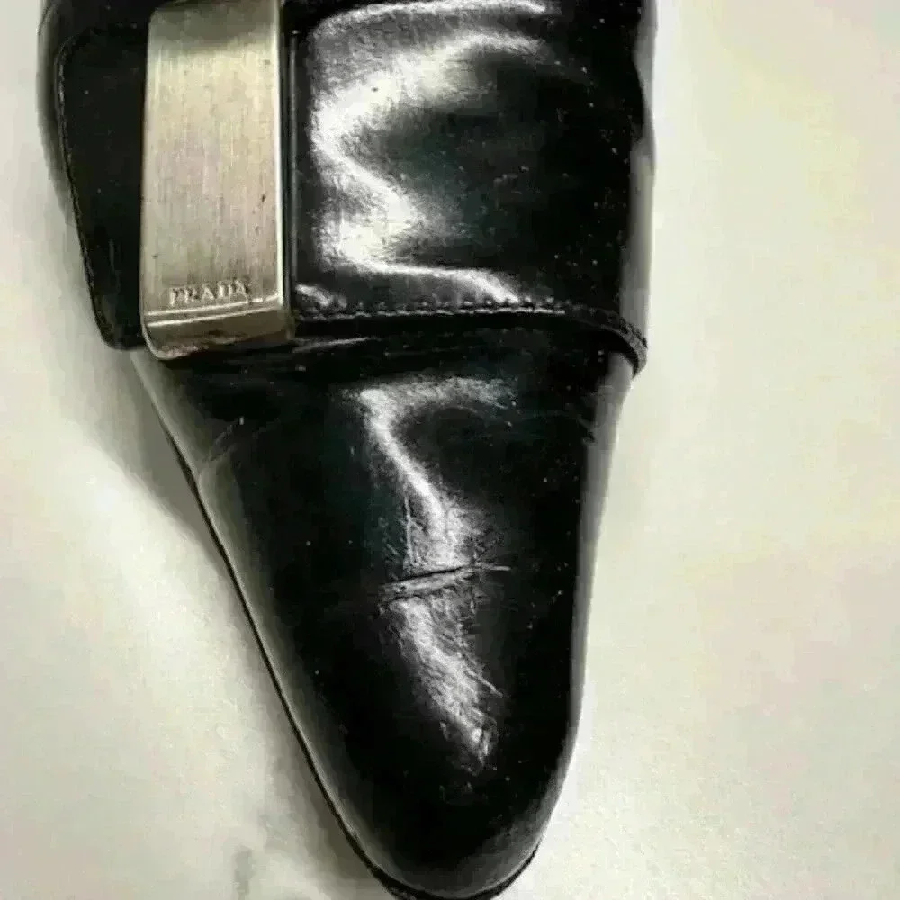 PRADA Black Leather Shoes with Point Toes and Chunky Heel - Picture 12 of 14